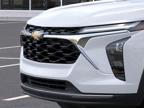 New 2026 Chevrolet Trax LT w/ Driver Confidence Package image 13