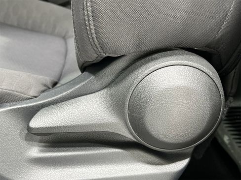 Used 2022 Toyota Tundra SR5 w/ TRD Off-Road Package image 12