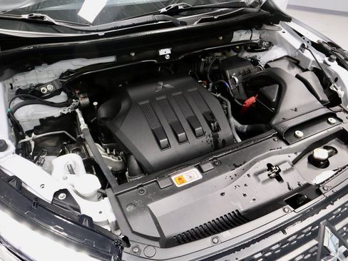 Used 2024 Mitsubishi Eclipse Cross Ralliart image 15