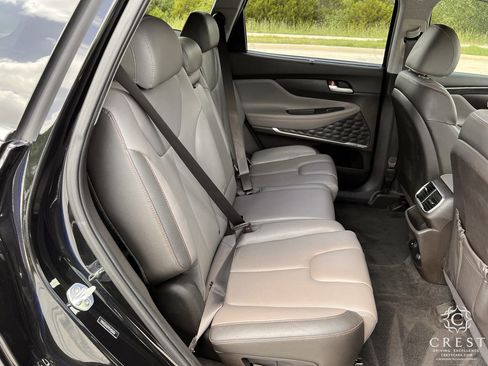Used 2019 Hyundai Santa Fe Limited FWD image 29