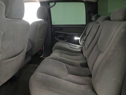 Used 2003 Chevrolet Silverado 2500 LS AWD/4WD image 24