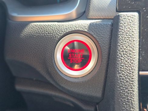 Used 2017 Honda Civic EX image 29
