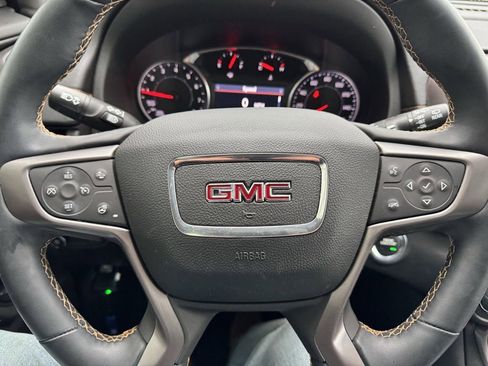 Used 2024 GMC Acadia AT4 w/ Luxury Package AWD/4WD image 12