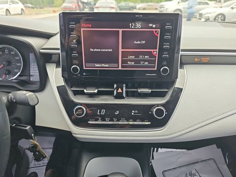 Used 2021 Toyota Corolla SE FWD image 22