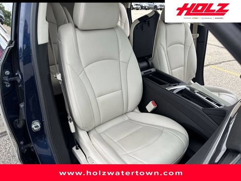 Certified 2023 Buick Enclave Essence w/ Trailering Package, 5000 lbs. AWD/4WD image 20