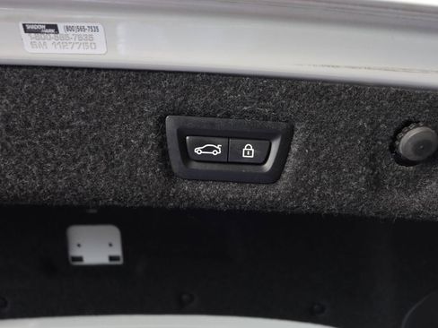 Used 2019 BMW 530i w/ Convenience Package RWD image 20