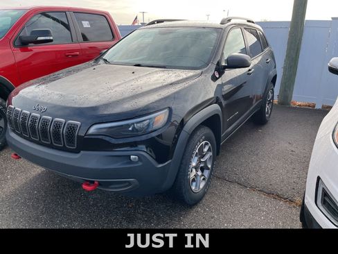 Used 2020 Jeep Cherokee Trailhawk w/ Cold Weather Group image 1