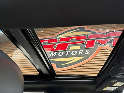 Used 2019 Ford F150 Lariat w/ Equipment Group 502A Luxury AWD/4WD image 23