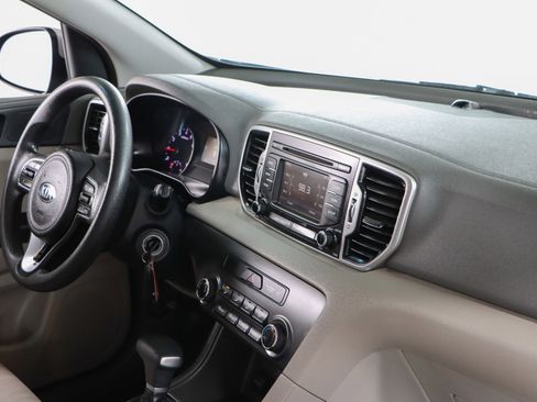 Used 2019 Kia Sportage LX image 25