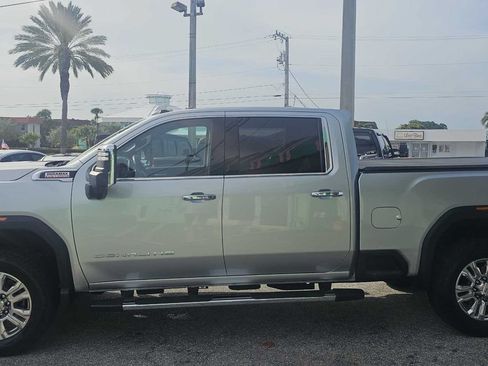 Used 2023 GMC Sierra 2500 Denali AWD/4WD image 4