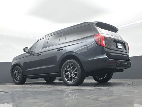 Used 2025 Ford Expedition Platinum w/ Stealth Performance Package AWD/4WD image 52
