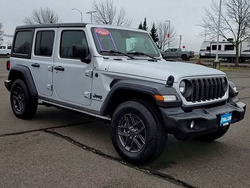 Used 2024 Jeep Wrangler Sport image 2