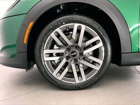 New 2026 MINI Cooper 4-Door Hardtop image 9