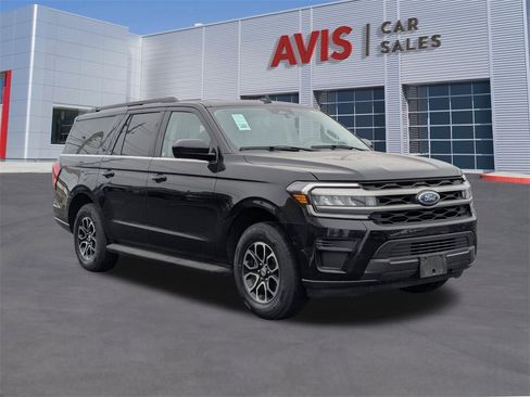 Used 2024 Ford Expedition Max XLT image 10