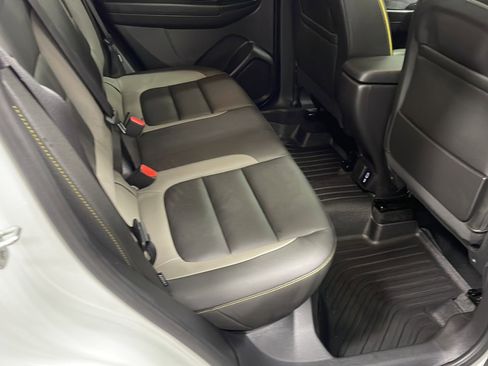 Used 2025 Chevrolet TrailBlazer ACTIV w/ Convenience Package AWD/4WD image 21