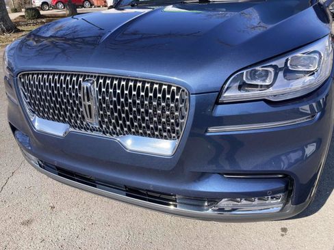 Used 2020 Lincoln Aviator Reserve w/ Equipment Group 202A image 10