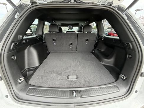 New 2026 Jeep Grand Cherokee Altitude AWD/4WD image 26