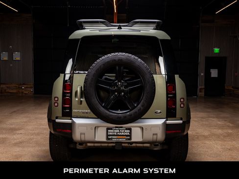 Used 2020 Land Rover Defender 110 HSE image 7