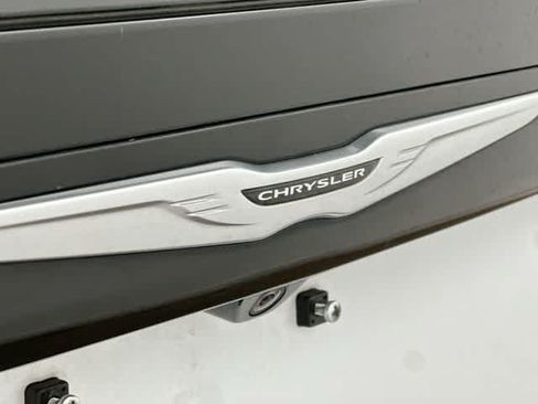 Used 2022 Chrysler Voyager LX FWD image 29