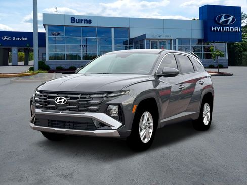 Used 2026 Hyundai Tucson SE FWD image 1