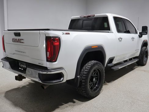 Used 2022 GMC Sierra 2500 SLT w/ SLT Premium Package AWD/4WD image 2