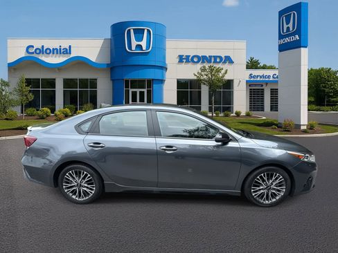 Used 2023 Kia Forte GT-Line w/ GT-Line Premium Package image 8