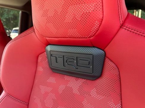 Used 2025 Toyota Tacoma TRD Pro AWD/4WD image 26