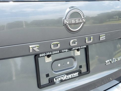 Used 2023 Nissan Rogue SV AWD/4WD image 35