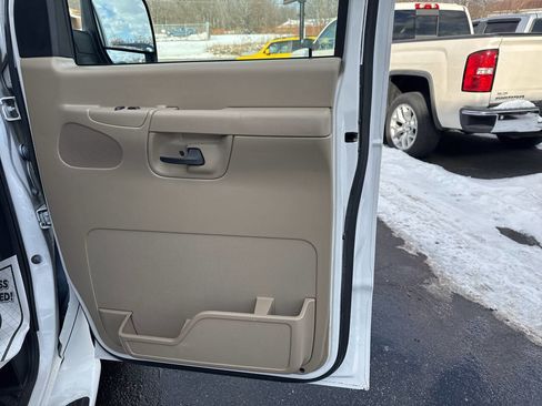 Used 2003 Ford E-150 and Econoline 150 image 27