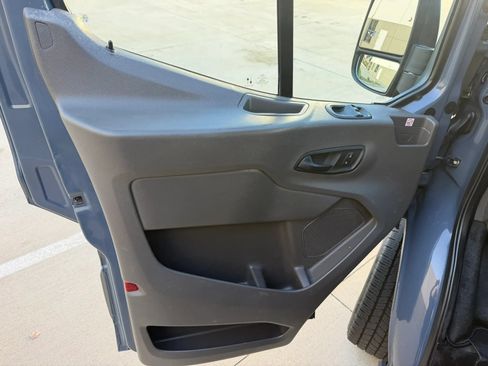 Used 2020 Ford Transit 250 148 High Roof Extended RWD image 10