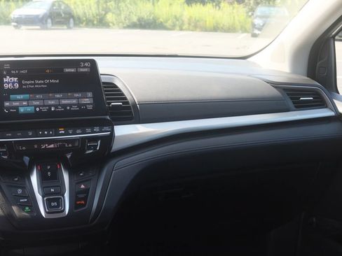Used 2025 Honda Odyssey EX-L image 24