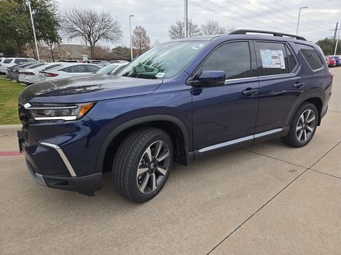 New 2025 Honda Pilot Elite image 5