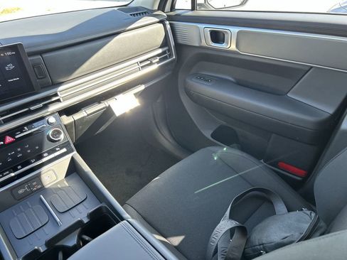 New 2026 Hyundai Santa Fe SE image 6