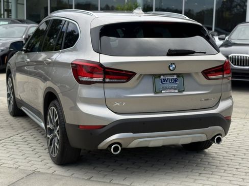 Used 2022 BMW X1 sDrive28i w/ Convenience Package FWD image 4