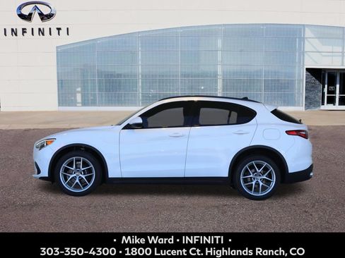 Used 2019 Alfa Romeo Stelvio Ti Sport w/ Quick Order Package 22S Sport AWD/4WD image 2