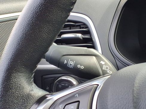 Used 2024 Ford Edge SEL AWD/4WD image 27