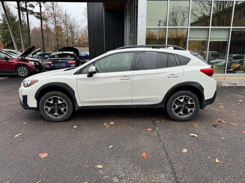 Used 2019 Subaru Crosstrek 2.0i Premium w/ Moonroof Package image 2