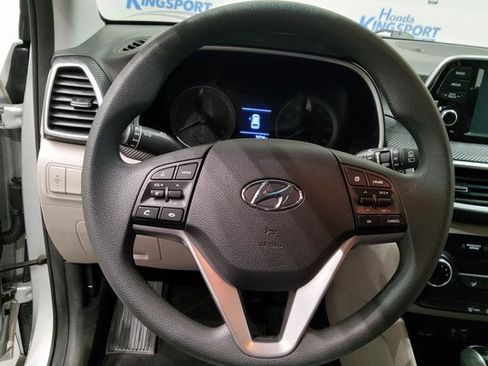 Used 2019 Hyundai Tucson SE image 23