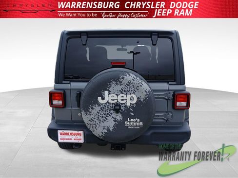 Used 2018 Jeep Wrangler Sport image 5