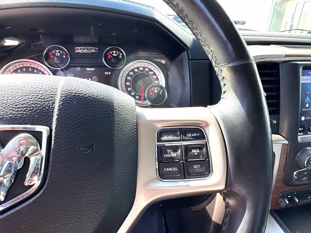 Used 2018 RAM 1500 Laramie w/ Convenience Group AWD/4WD image 31