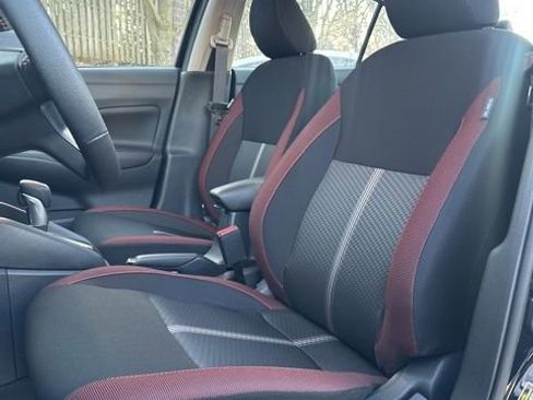 New 2025 Nissan Versa SR w/ Trunk Package image 17