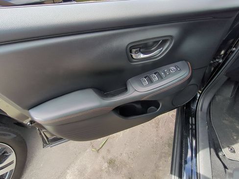 Used 2024 Honda HR-V Sport image 21