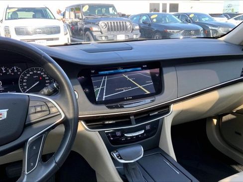 Used 2017 Cadillac CT6 3.6 AWD image 5