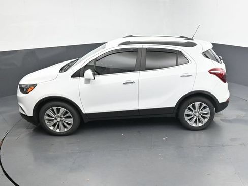 Used 2020 Buick Encore Preferred w/ Safety Package FWD image 21