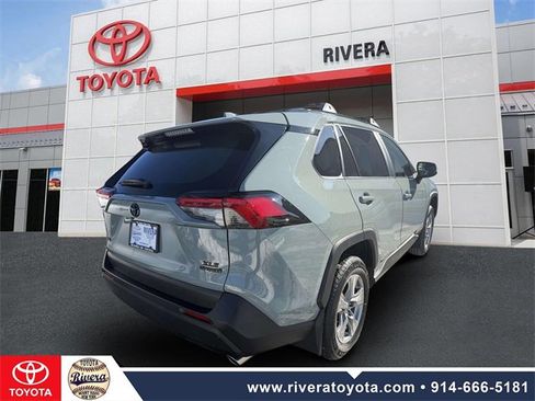 Used 2023 Toyota RAV4 XLE image 6