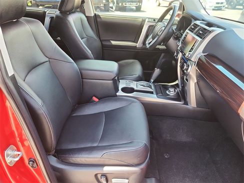Used 2022 Toyota 4Runner Limited image 16