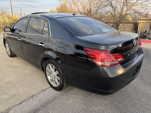 Used 2009 Toyota Avalon Limited image 5