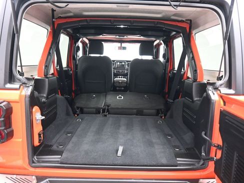 Used 2019 Jeep Wrangler Unlimited Sport S image 37