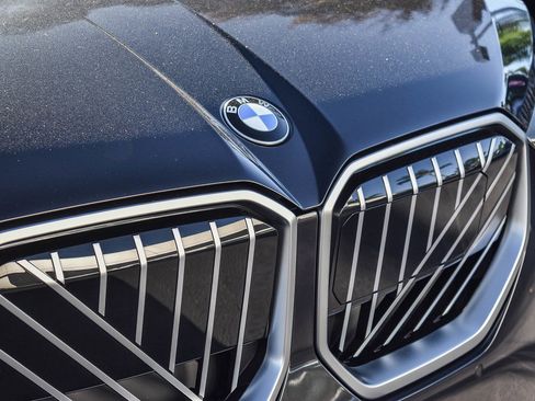 Used 2025 BMW X3 xDrive30i w/ Convenience Package image 9