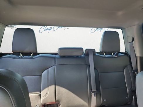 Used 2021 Chevrolet Silverado 2500 W/T w/ WT Convenience Package AWD/4WD image 11